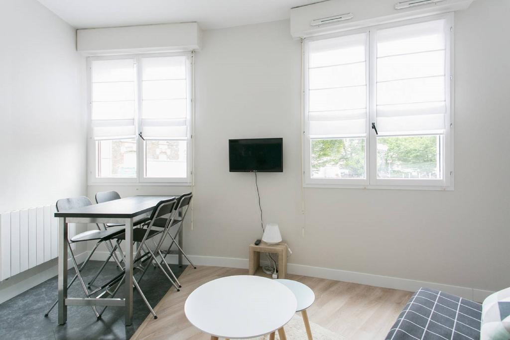 Le 10 Cosy Apartman Montrouge Kültér fotó